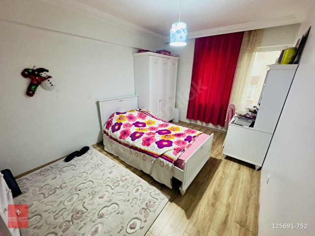 SİNANOBA MAH. ÇARMIKLI CADDESİNDE 3+1 NET 120 M2 ARAKAT SATILIK - Görsel 13