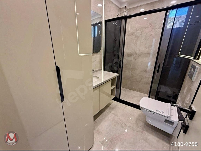 Kabil Cadde Üzeri 3+1 130 m2 2.Kat Komple Ön Cephe Köşe Başı Sıfır Süper Lüks Yapılı A.Öveçler Mah. - Görsel 20