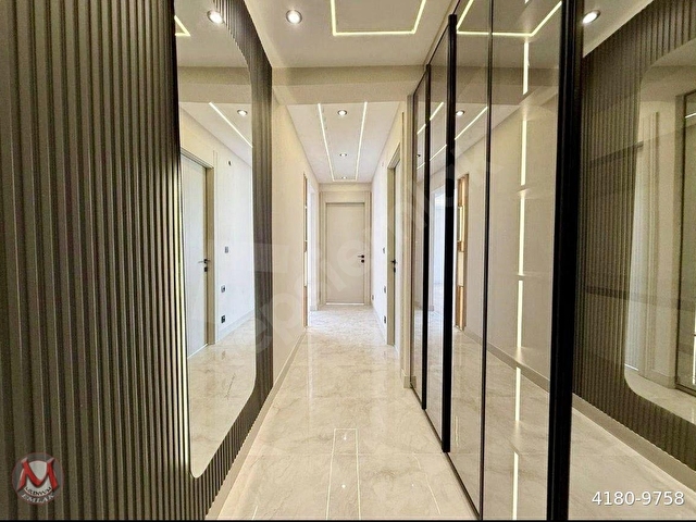 Kabil Cadde Üzeri 3+1 130 m2 2.Kat Komple Ön Cephe Köşe Başı Sıfır Süper Lüks Yapılı A.Öveçler Mah. - Görsel 29