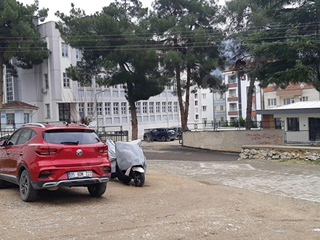 ÇAKMAK EMLAK,AMASYA/MERKEZ ŞEYHCUİ TAPU MÜD YANI 2+1 DOĞ+KOMBİ - Görsel 16