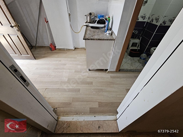 Kocamustafapaşa Yeni Bina Çatıkatı35mk5.Kat Bayana Tek Oda17.500 - Görsel 28