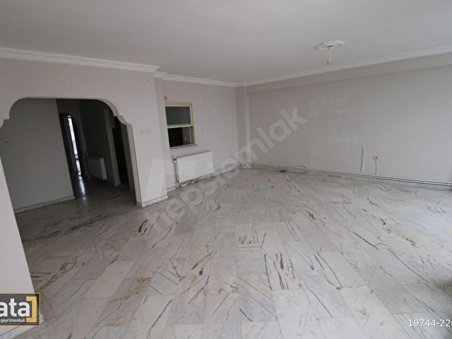 MEZİTLİ DAVULTEPE DE DENİZE SIFIR HAVUZLU GÜVENLİKLİ 2+1 - Görsel 12