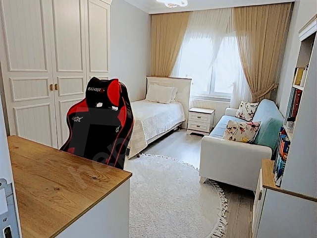 ESENYURT BARBAROS DA 3+1 DAİRE 150 m2 SİTE DE 22 YILLIK - Görsel 14