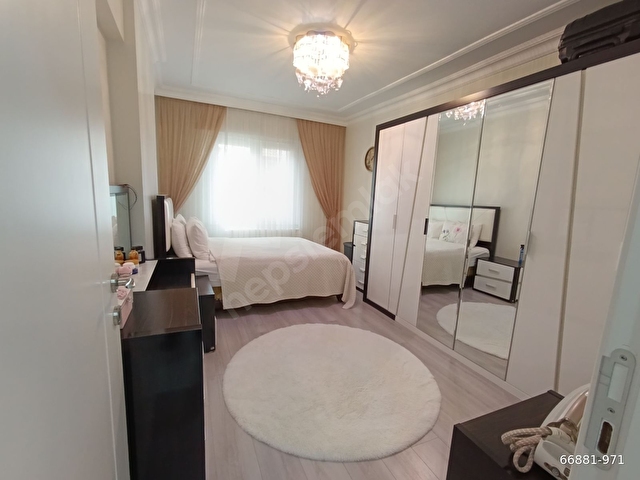 ESENYURT BARBAROS DA 3+1 DAİRE 150 m2 SİTE DE 22 YILLIK - Görsel 13