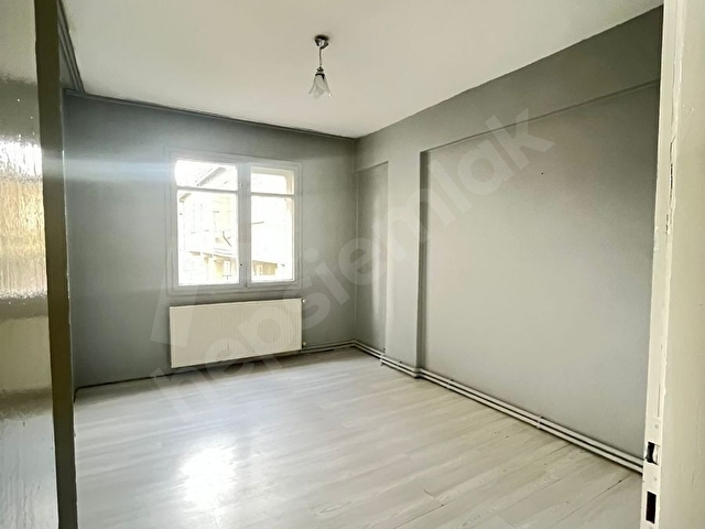 ŞATO LİFE GMDEN ŞÜKRÜPAŞADA 2+1 ARA KAT KİRALIK DAİRE - Görsel 2