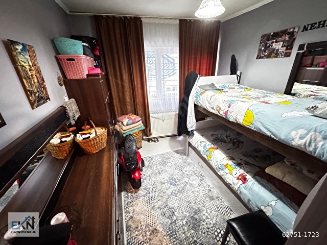 BASIN CADDESİNE 3 BİNA GÜNEY BATI KENDİNE AİT BAHÇELİ FULL YAPI - Görsel 10