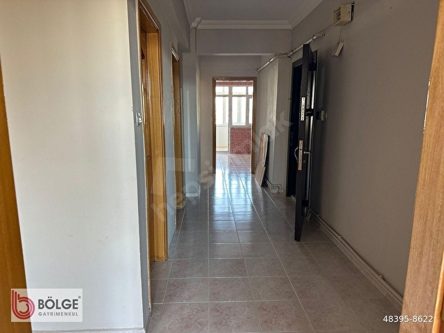 Cadde Üzerinde, Önü Açık ve Ferah Asansörlü 3+1 Kiralık Daire - Görsel 8