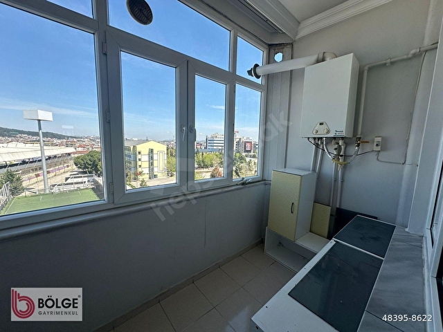Cadde Üzerinde, Önü Açık ve Ferah Asansörlü 3+1 Kiralık Daire - Görsel 13
