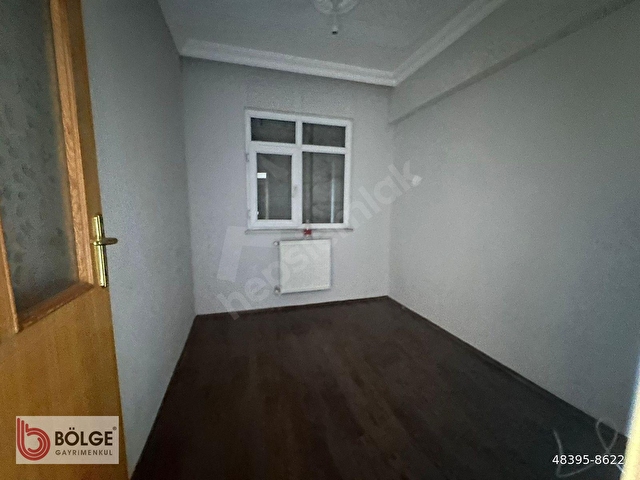 Cadde Üzerinde, Önü Açık ve Ferah Asansörlü 3+1 Kiralık Daire - Görsel 10