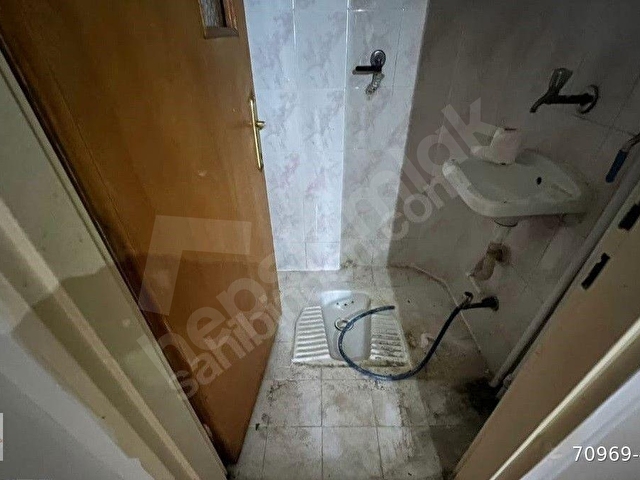 ULUSOY CADDESİNDE  2+1 GİRİŞ KAT KONUMUNDA ÖN CEPHE - Görsel 11