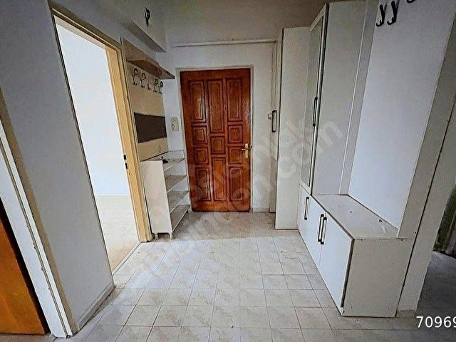ULUSOY CADDESİNDE  2+1 GİRİŞ KAT KONUMUNDA ÖN CEPHE - Görsel 15