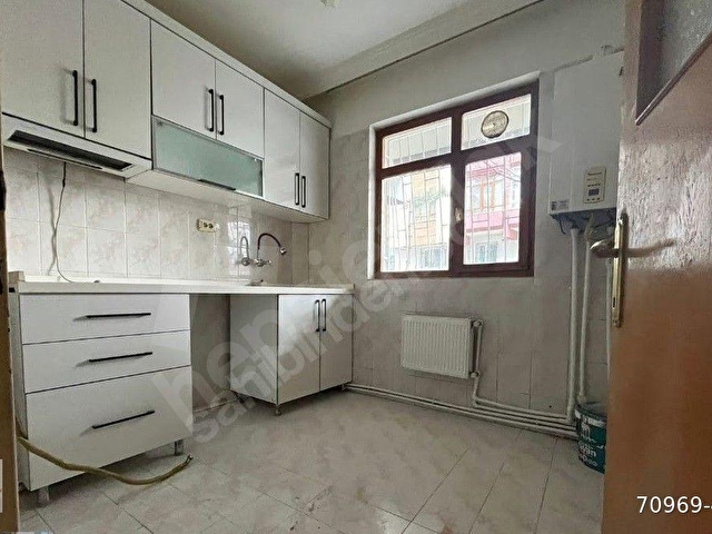 ULUSOY CADDESİNDE  2+1 GİRİŞ KAT KONUMUNDA ÖN CEPHE - Görsel 8