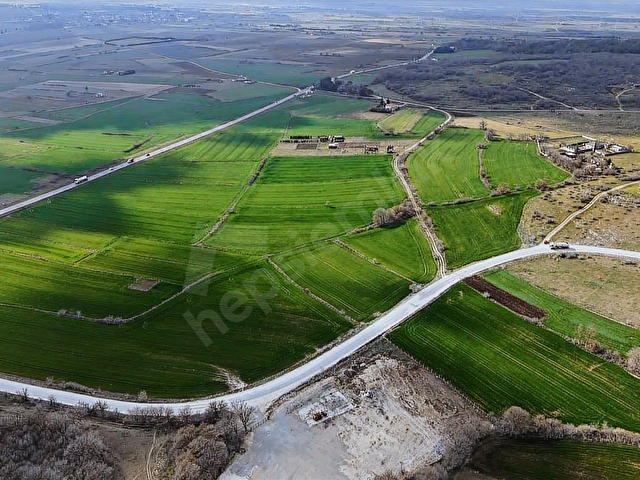 SARAY KAVACIK MAHALLESİNDE ASFALT YOLA CEPHE 8777 m2 TARLA - Görsel 3