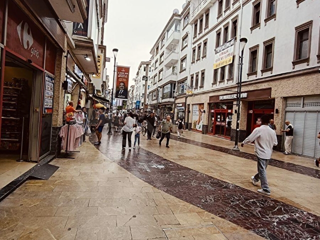 FİDANGÖR CADDESİNDE KİRALIK 70 M² 2+1 4.KAT - Görsel 2