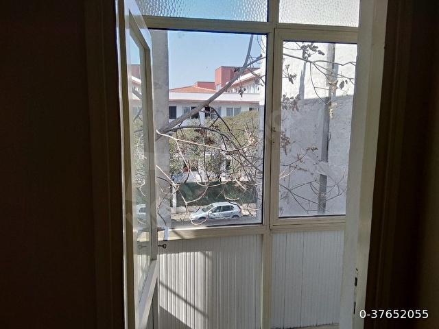 Karşıyaka donanmacıda  sahibinden 3+1 daire boş daire - Görsel 16