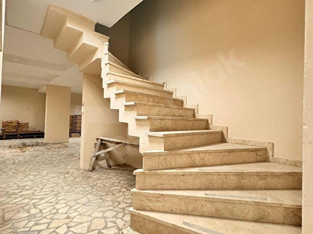 ŞİŞLİ 200M2 GİRİŞ 200M2 GİRİŞ ALT DÜKKAN DEPOAKDERE EMLAK - Görsel 13