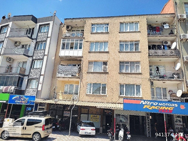 Akhisar Kethüda Mahallesinde 2+1 Satılık Daire
