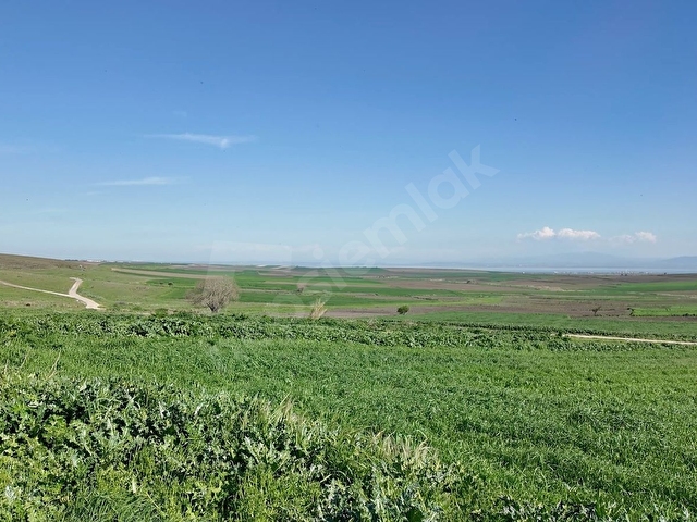%50 İKİ KAT 539 M2 GÖL MANZARALI YAN YANA 3 ARSA - Görsel 4