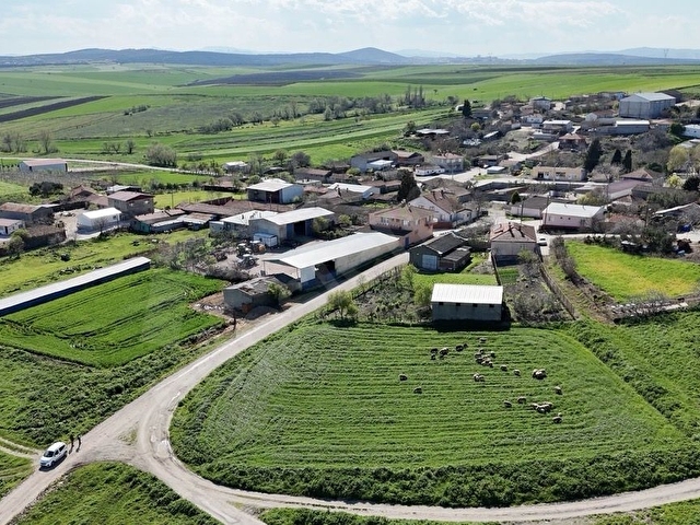 %50 İKİ KAT 539 M2 GÖL MANZARALI YAN YANA 3 ARSA - Görsel 10