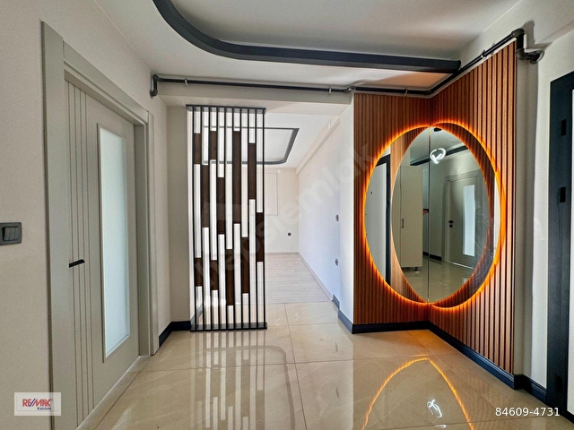 HÜRRİYETTE MÜKEMMEL KONUMLU YATAY MİMARİ SATILIK 3+1 LÜX DAİRE