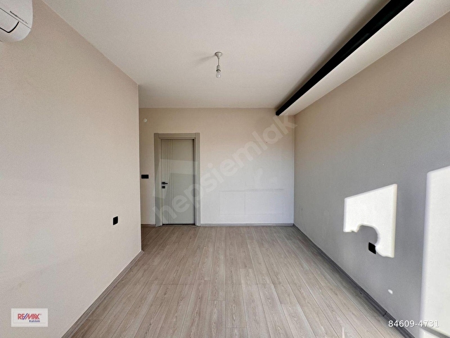 HÜRRİYETTE MÜKEMMEL KONUMLU YATAY MİMARİ SATILIK 3+1 LÜX DAİRE - Görsel 23