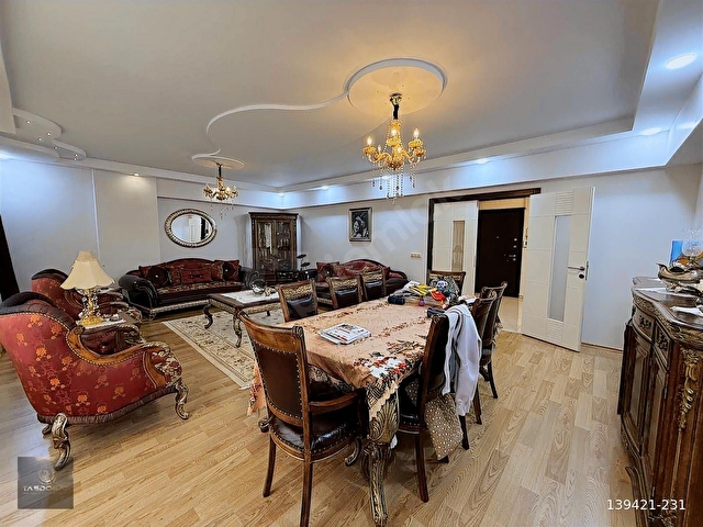 GÜVENEVLERDE SATILIK ULTRA LÜX 4+1 BAKIMLI DAİRE - Görsel 29