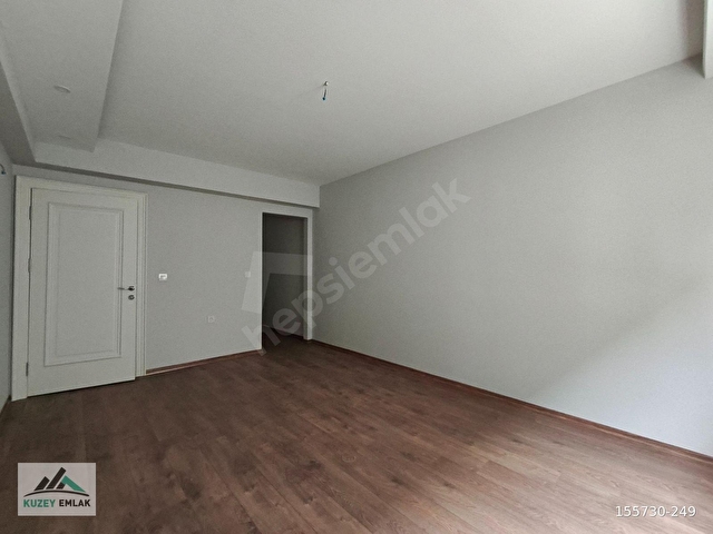 KUZEY EMLAKTAN-EBEVEYN BANYOLU-GİYİNME ODALI 3+1 LÜKS DAİRE - Görsel 24