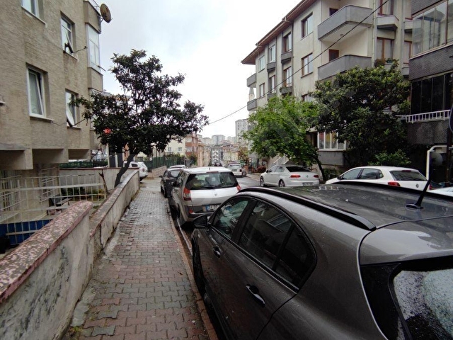 ÜMRANİYE İSTİKLAL MAH. ŞEHZADE CADDESİ ÜZERİ KİRALIK 3+1 DAİRE - Görsel 3