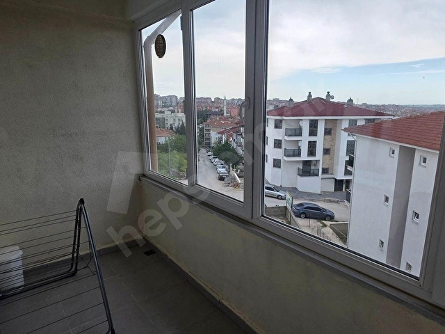 ATATÜRK MAHALLESİNDE 1+1 EŞYALI KAPALI BALKONLU KİRALIK DAİRE - Görsel 29