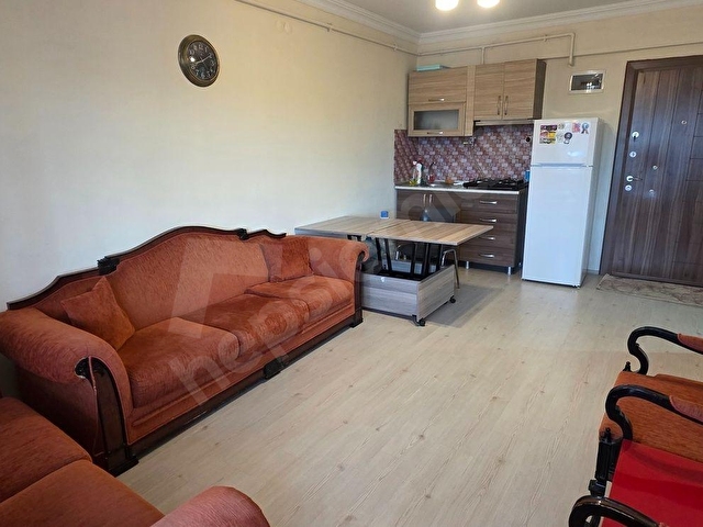 ATATÜRK MAHALLESİNDE 1+1 EŞYALI KAPALI BALKONLU KİRALIK DAİRE - Görsel 10