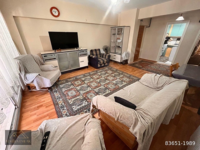 İNÖNÜ CADDE YAKINI MURATREİS OKULU KARŞISI FULL EŞYALI TEMİZ BAKIMLI 2+1 110 m2 FERAH DAİRE - Görsel 2