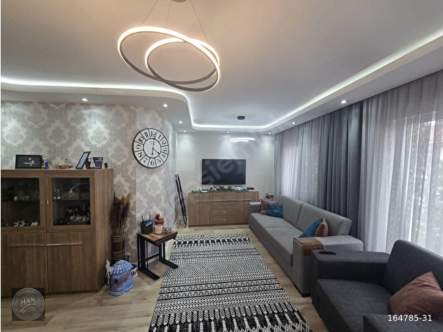 ÖVEÇLER NARLI SK. TEPEDEN TIRNAĞA YENİLENMİŞ ZİNDE 3+1 DAİRE - Görsel 5