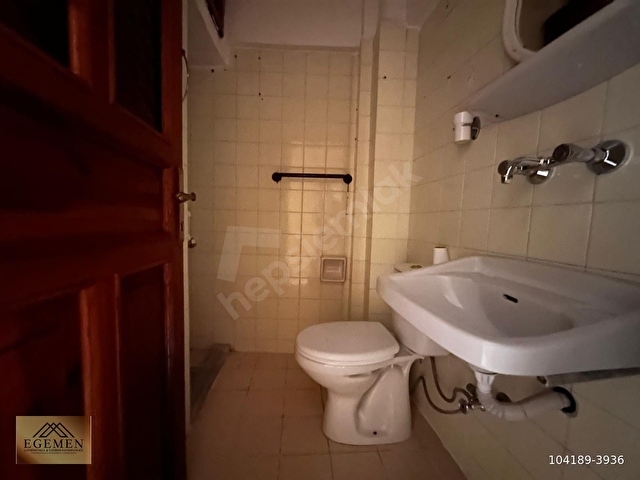 Kuşadası merkezde kiralık işyeri yada mesken - Görsel 18