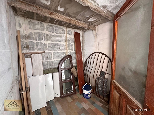 Kuşadası merkezde kiralık işyeri yada mesken - Görsel 23