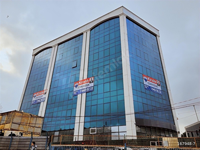 Ümraniye Dudulluda Merkezi Konumda 7293 M2 İskanlı Plaza