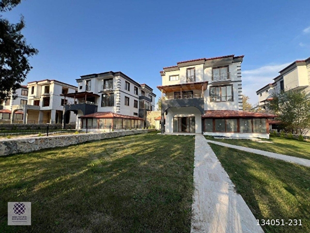 HATAY DEFNE BALLIÖZDE LÜKS TRİPLEKS MALİKANE KAPALI HAVUZLU - Görsel 19