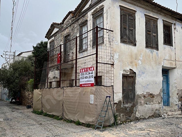 İnönüde muhteşem 11 odalı tescilli bina - Görsel 2