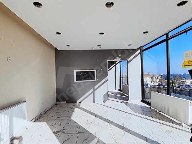 LÜLEBURGAZ DEVLET HASTANESİ YAYA GİRİŞİ KARŞISI KİRALIK İŞYERİ - Görsel 9