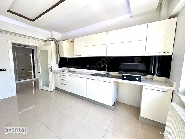 YAKUT MAH CADDE ÜZERİ ÖDÜL PREMİUM SİTESİNDE 4+1 KİRALIK DAİRE - Görsel 7