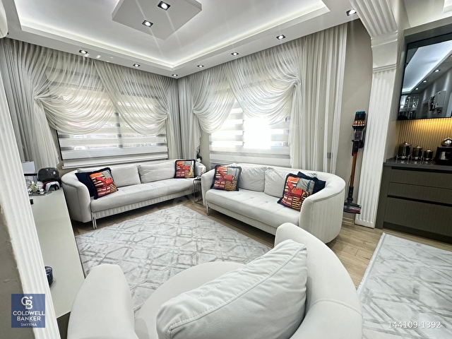 GÜRÇEŞMEDE RESTORASYONLU MANZARALI VE GENİŞ TERASLI 4+1 TRİPLEX - Görsel 7