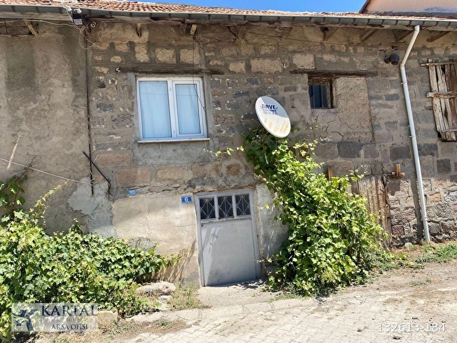KONYA SEYDİŞEHİR KİSECİK 232 m2. ARSA İÇİNDE MÜSTAKİL KERPİÇ EV - Görsel 2
