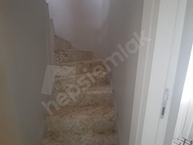 BATIKENT KARDELEN GÜVENÇ 2 SİTESİNDE SATILIK FULL YAPILI TRİPLEX - Görsel 13
