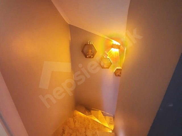 BATIKENT KARDELEN GÜVENÇ 2 SİTESİNDE SATILIK FULL YAPILI TRİPLEX - Görsel 16