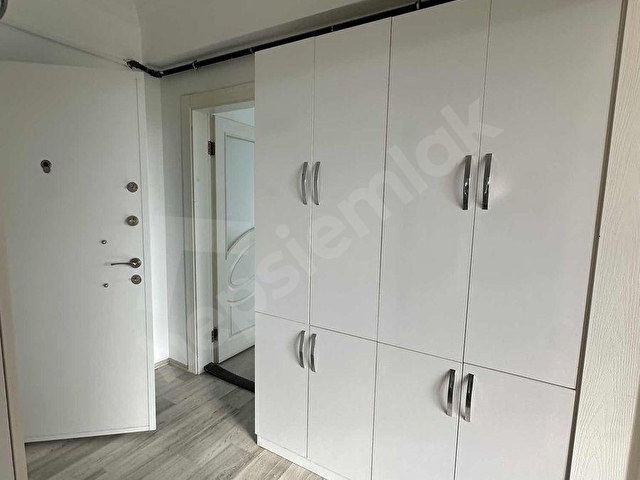 AKAYLAR GAYRİMENKULDEN SATILIK 2+1 GENİŞ DAİRE-3 CEPHE-ARA KAT - Görsel 17