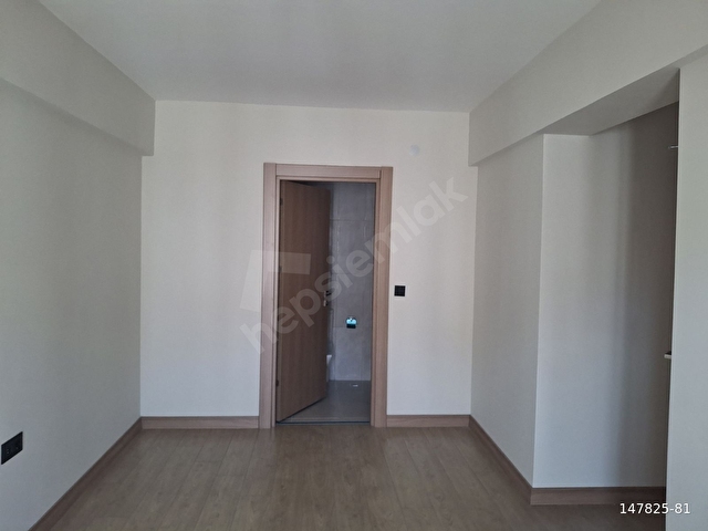 GOLF SAHASINA BAKAN ŞAHANE MANZARALI 3+1 DAİRE 72.000TL - Görsel 13