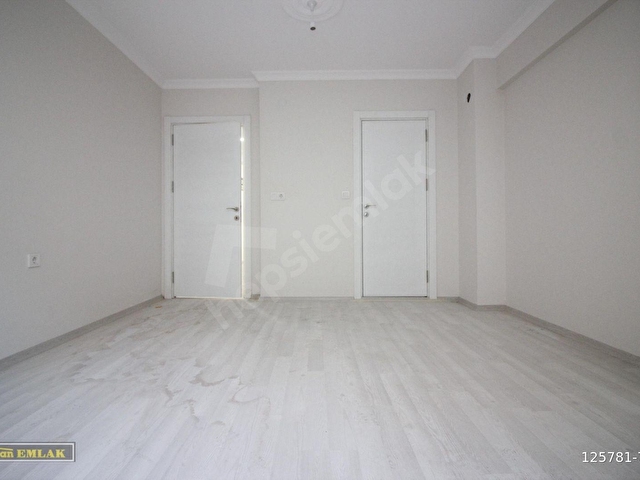 SİYAVUŞPAŞADA SIFIR BİNADA KAPALI OTOPARKLI 3+1 ARAKAT - Görsel 15