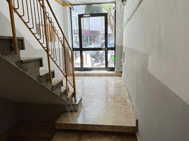 Maçka Valideçeşme de Kiralık 1+1 Giriş Kat Bahçeli Daire - Görsel 17