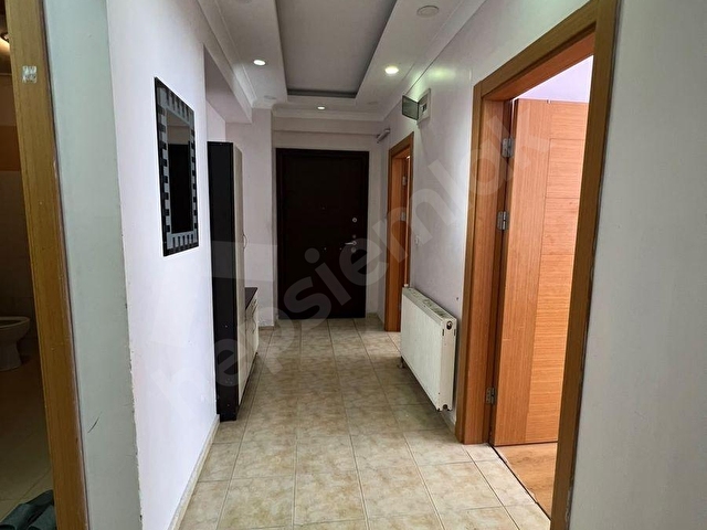 Beylkdüzü Marmara KAVAKLIKENT SİTESİNDE kiralık 3+1 daire - Görsel 4