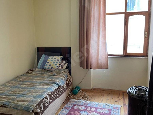 ELMALI MERKEZDE BELEDİYE ALTINDA 140  M2 3+1 SOBALI DAİRE SATILIKTIR - Görsel 6