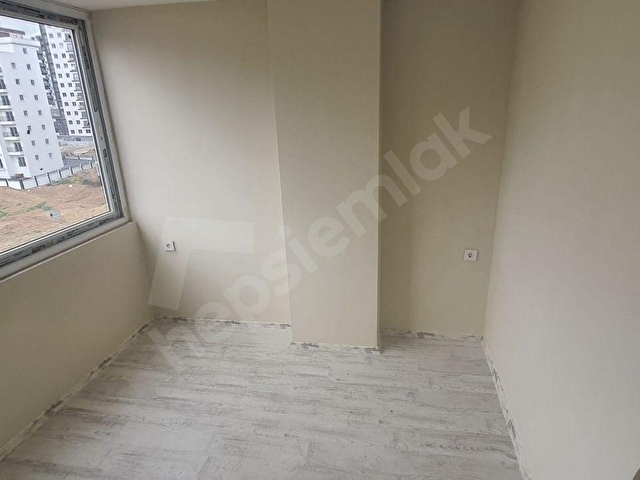 SARIÇAM BOYNUYOĞUNDA SATILIK 2+1 DAİRE OTURUMA HAZIR YATIRIMLIK - Görsel 12
